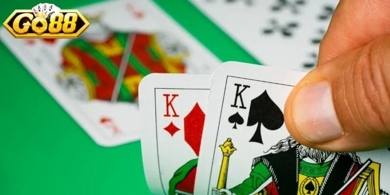 Cách thức diễn ra vòng Flop với 3 thẻ bài chung